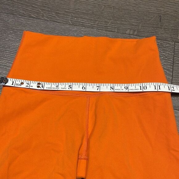 ARITZIA | TNA Atmosphere 7” Bike Shorts - Picture 7 of 9